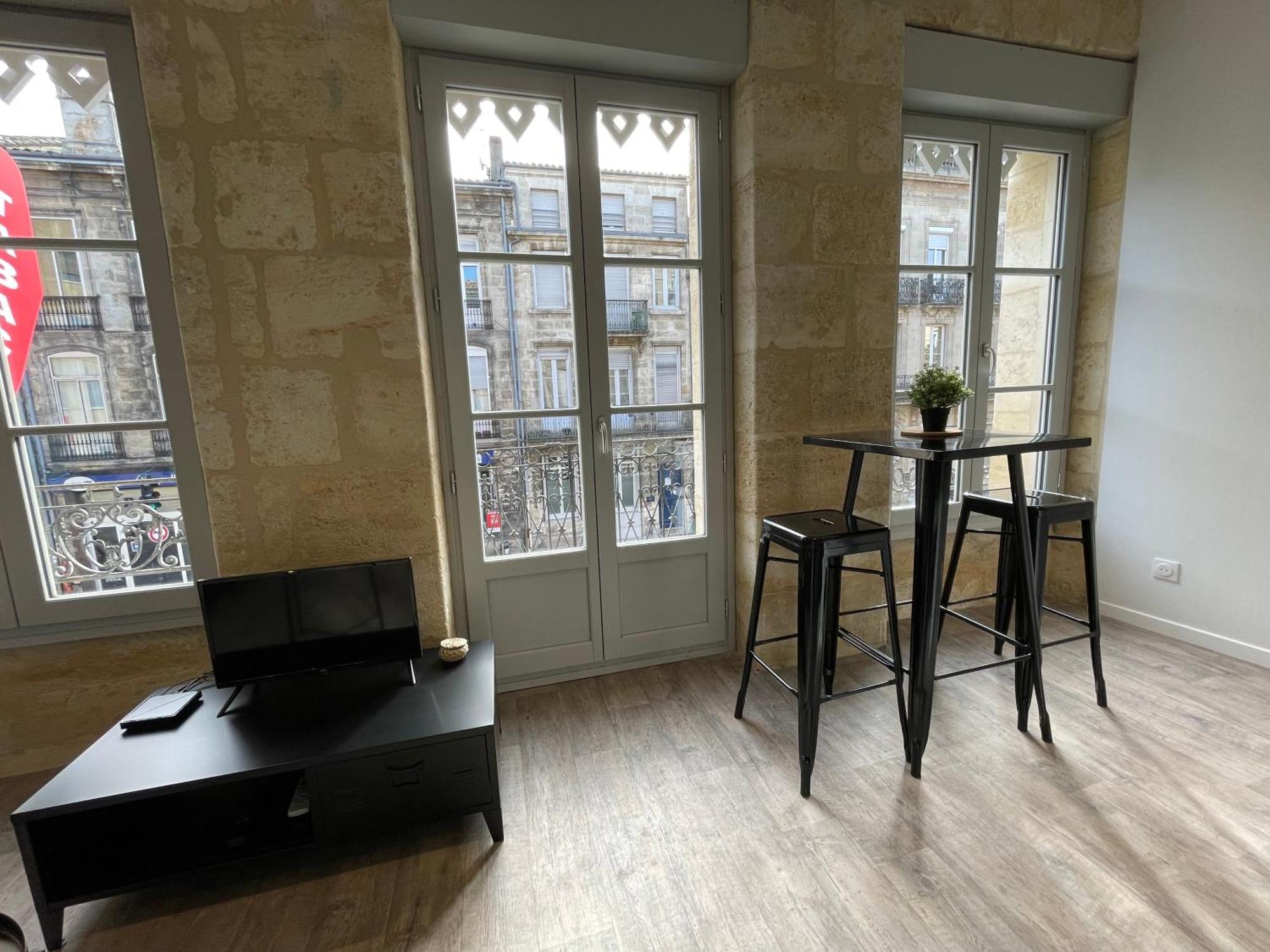 Studios Climatises En Centre Ville Bordeaux Exterior photo